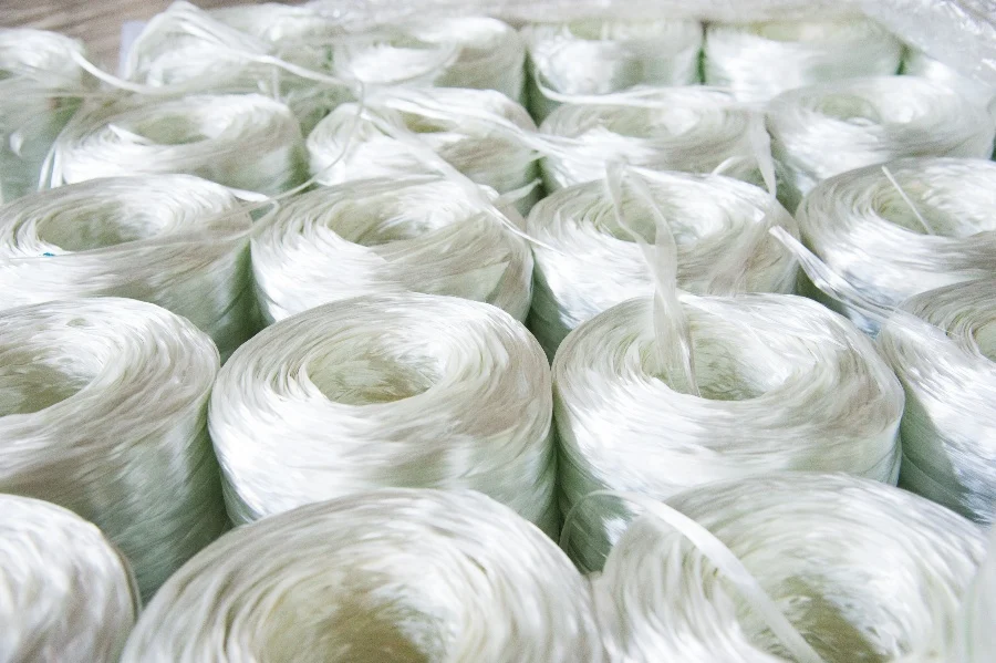 فایبرگلاس چیست و چرا صنایع بزرگ ایران بدون آن متوقف می‌شوند؟